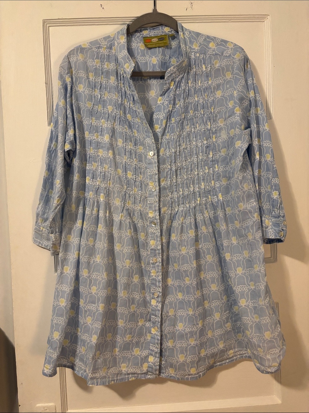 Light Blue Printed Button-Down Tunic Shirt - Women L/XL